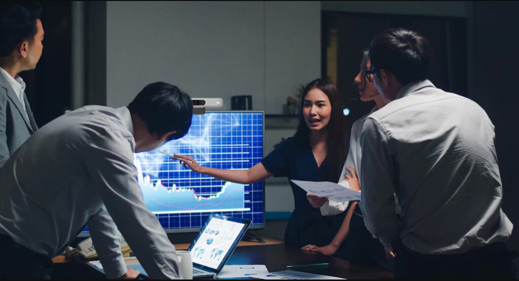 Eyqoo video conference solution small meeting room image